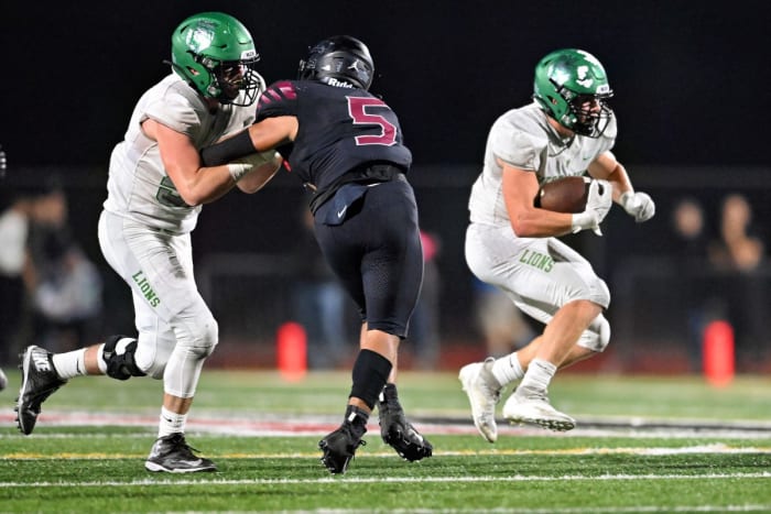 West Linn Tualatin football Oregon October 7 2022 Leon Neuschwander 60